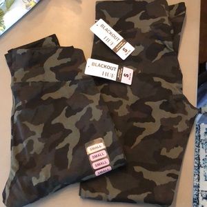 Hue Blackout Cotton Leggings